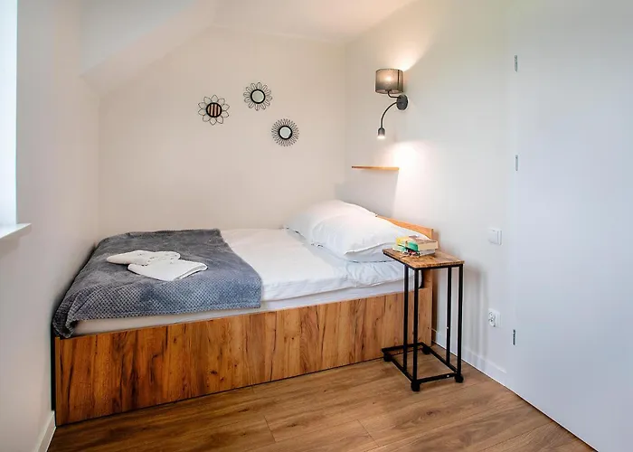 2 Bedroom Awesome In * Jastrzębia Góra